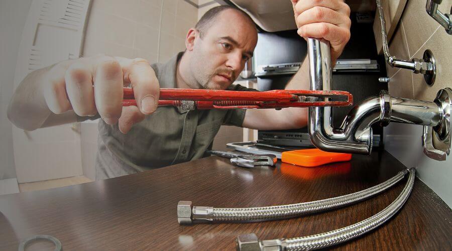 Local expert plumbing services in Versailles, IL